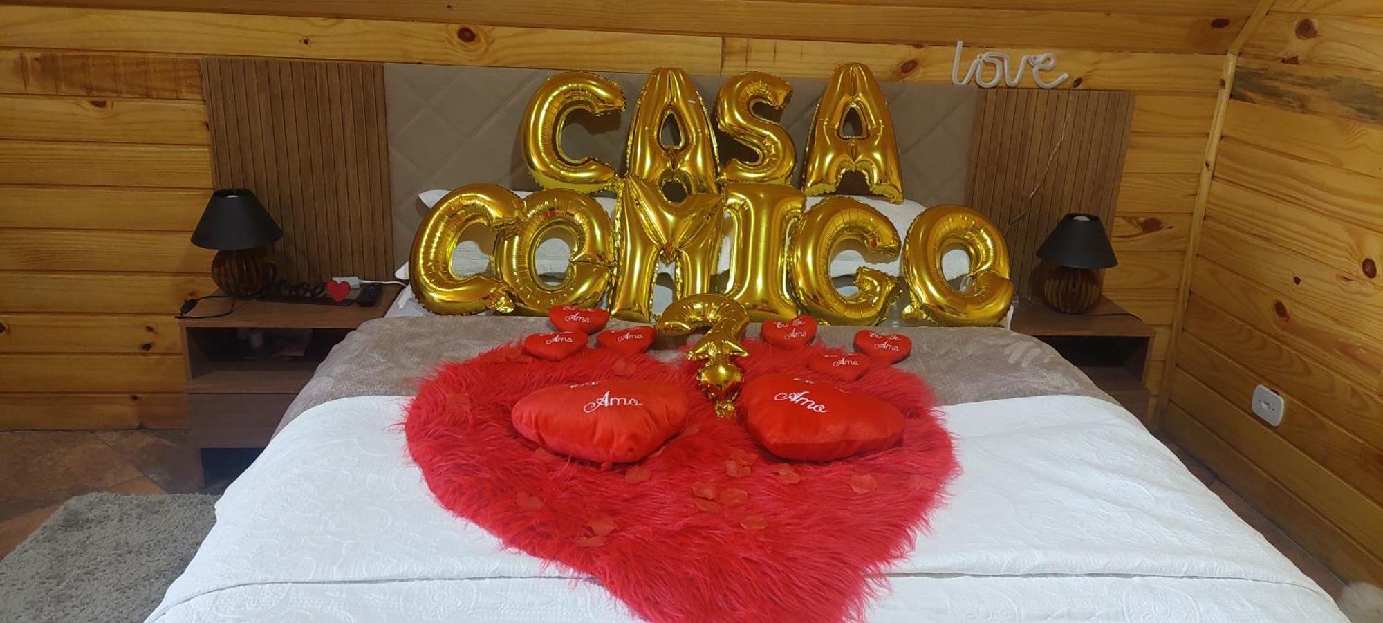 Chale Com Hidromassagem Da Vick Hotel Campos do Jordão Eksteriør billede